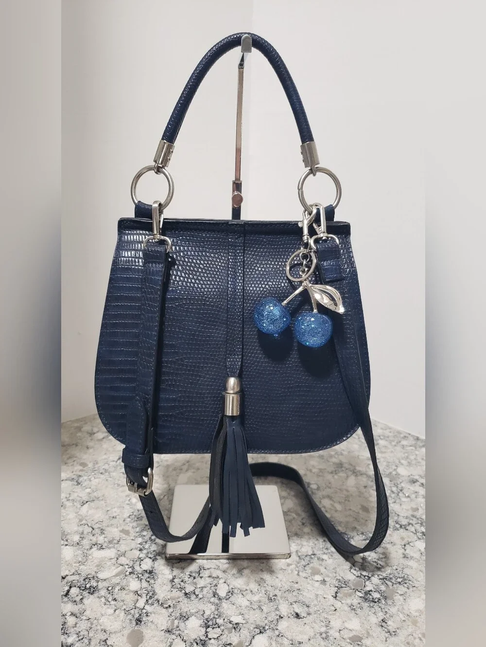 EUC Simply Noelle Navy Textured Snakeskin Crossbody Bag - Picture 1 of 17